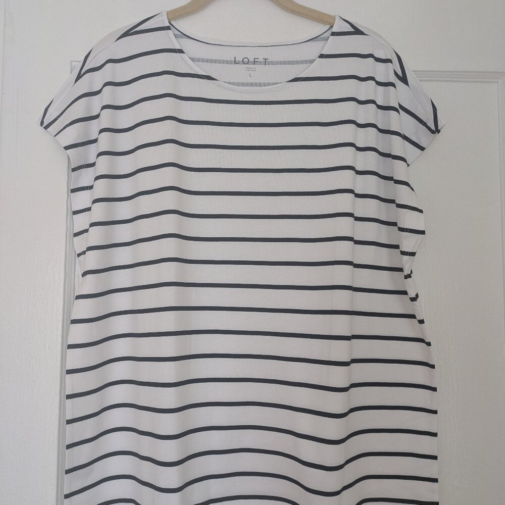 Ann Taylor Loft Modern Wedge Tee White/Black Striped Women's Large